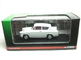 Review Vanguards VA00126 / Ford Anglia in Cirrus White (1:43 scale) Diecast Model Car