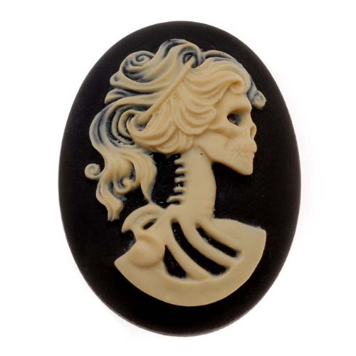 Lucite Oval Cameo Black With Cream Lolita Skeleton 30x40mm (1 Piece)