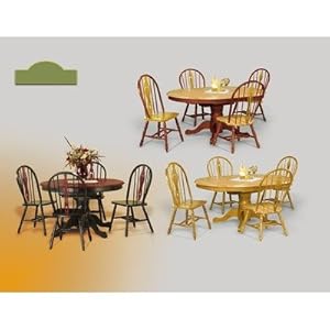 Sunset Selections Table With Butterfly Leaf Finish: Nutmeg / Rich Honey Light Oak