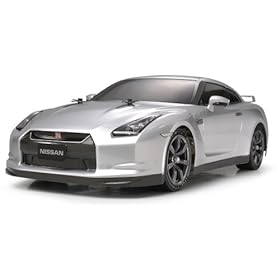 【クリックで詳細表示】1/10電動RCカーシリーズ No.411 RCC NISSAN GT-R TT-01-E ライト付き