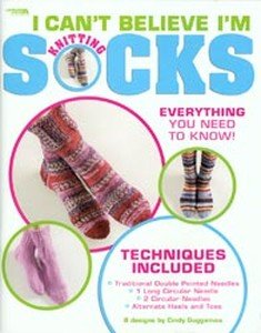 LEISURE ARTS-I CAN'T BELIEVE I'M KNITTING SOCKS