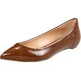 Report Womens Gonzales Flat