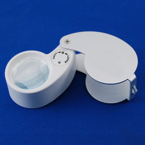 SE 30X Illuminated Jewelers Loupe