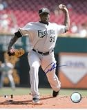 Dontrelle Willis Autographed/Hand Autographed/Hand Signed Florida Marlins 8x10 Photo