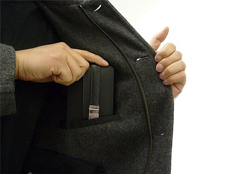 iNeo I-NA208U Stylish Leatherette 500GB USB 2.0 Portable Pocket Drive with Built-in USB Cable & Business Card Holder - Retail
