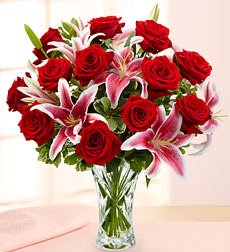 Flowers by 1800Flowers - Lenox Crystal Vase with Rose & Lily Bouquet