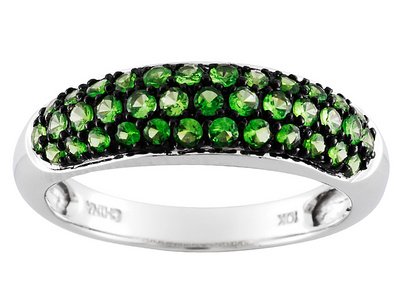 10KT WG .70CTW TSAVORITE GARNET RING