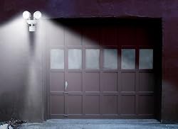 MAXSA Innovations 40218 Dual-Headed LED Solar-Powered Motion-Activated Outdoor Security Spotlight