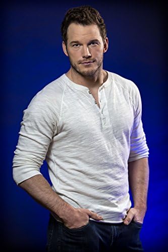 Chris Pratt - Jurassic World Poster (20x30 Inch) Matte Photo Paper