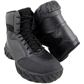 Click here to buy OAKLEY Mens Black Wide SI Assault Boots by Oakley.