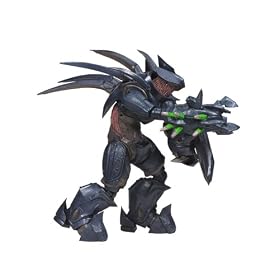 Halo 2009 Hunter Deluxe Action Figure
