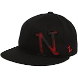NCAA Zephyr Nebraska Cornhuskers Black Racer Fitted Hat (7 1/4)