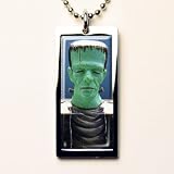 Retro-a-go-go 'RETRO FRANK' SCI-FI TABLET NECKLACE