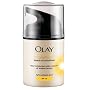 Olay Total Effects Touch of Sunshine Day Anti-Ageing Moisturiser with a Touch of Self Tanner SPF15 Light Sun-kissed Glow