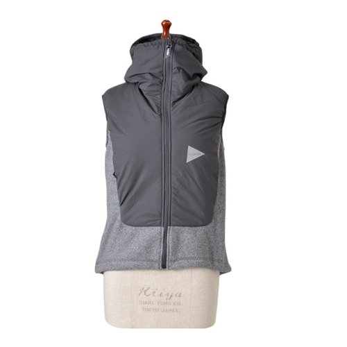 (アンドワンダー)and wander ツイルフリースベスト”twill fleece vest” aw-jt992