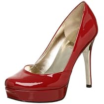 GUESS Women's Brittania Round Toe Pump