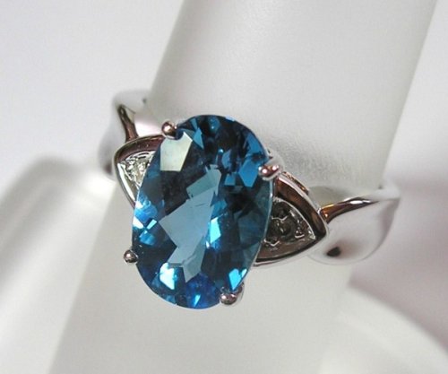 10K White Gold Blue Topaz and Diamond Ring
