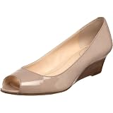 Calvin Klein Womens Bree Wedge Pump