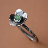 Sterling Silver Peridot Flower Gemstone Ring