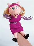 Eigenschaften United Labels 0800867 / United Labels 0800867 - The Muppets-Miss Piggy Handpuppe 45 cm
