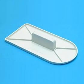Straight edge icing polisher smoother
