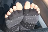 Toezies - The Sock for Pilates, Yoga and Lounging Around (1-Pair)