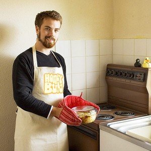 Lovers' Kitchen Apron (Honeybun)