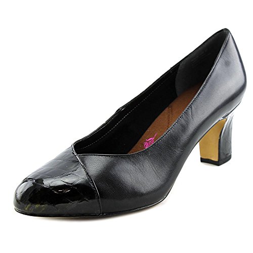 Ros Hommerson Women's Vallerie Pumps