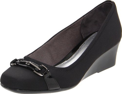 LifeStride Women's Gazette Wedge Pump
