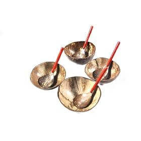 P�re des id�es de cadeaux par jour un ensemble de produits artisanaux uniques et magnifiques 4 bols, 4 cuill�res sculpt�es � partir de coquilles de noix de coco r�els