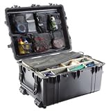Pelican 1630 Case with Foam (Black)