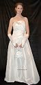 Taft Brautkleid mit Steinchen creme