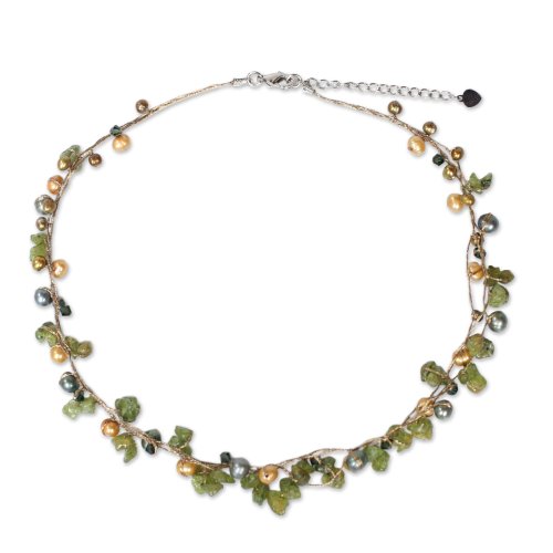Pearl and peridot strand necklace, 'Tropical Elite' - Handmade Pearl and Peridot Necklace