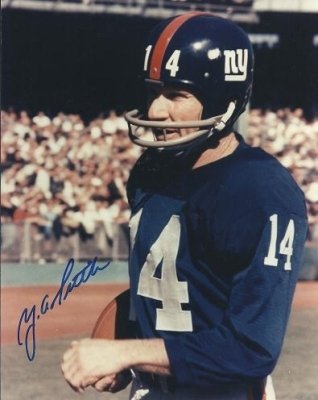 YA Tittle Autographed New York Giants 8x10 Photo ~ Hall of Famer