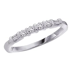 14K White Gold 1/4 ct. Round and Baguette Cut Diamond Wedding Band