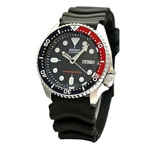 Seiko SKX009K Men's Automatic 200m Diving watch Rubber Band