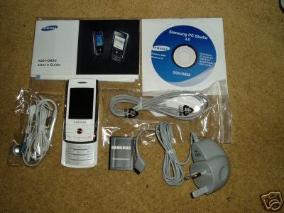Samsung D800 White - MP3 Ringtones - 1.3 Megapixel Camera - Bluetooth - 80MB Memory - SIM Free