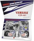 New Ray Toys Valentino Rossi 2007 Yamaha Fiat 1:12 Scale Racer Replica Model Kit