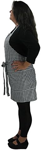 Houndstooth Hair Salon Stylist Apron Is a Clean and Classic Look for Any Type of Work You Do. Quality Made in the USA By Designer WennerWear This Apron Has a Water Resist Finish