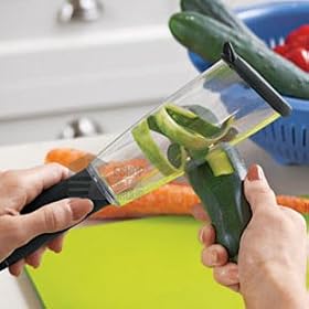 Great Ideas No Mess Veggie Peeler - Peel Vegetables Mess Free - Collects Peelings Inside For Easy Disposal - Ideal For Potatoes, Apples, Carrots And Other Fruit And Veg