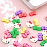 ≪東方神起：テーマソング/ハローキティ誕生35周年記念≫【Hello Kitty Colors】ハローキティ35th★ミニデコレーションパーツDCA-22KT