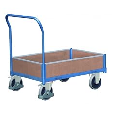 Kastenwagen mit Holzw�nden