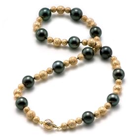 Tahitian Black Pearl Strand with Diamond in 14K Yellow Gold