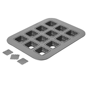 New Focus Electrics Chicago Metallic Bake Ware Dishwasher Safe Non-Stick With Single Squares Pan by
