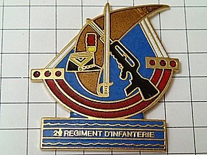 限定レア美品ピンズ◆ライフル銃と剣ミリタリー船ピンバッジフラ