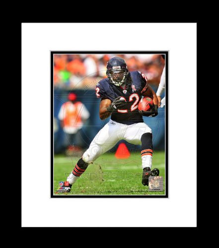 Chicago Bears Matt Forte 2011 Action Framed Picture 8x10