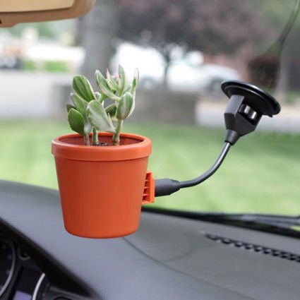 Mobile Planter Brings the Outdoors With You