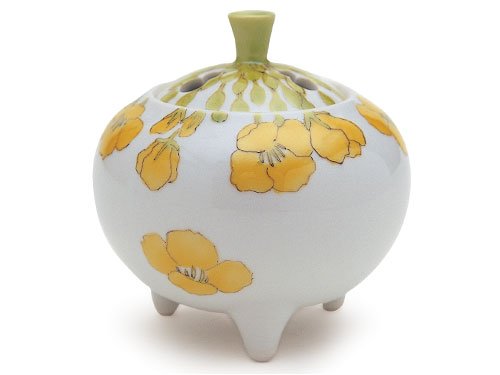 Cover image : 香炉 九谷焼 菜の花
