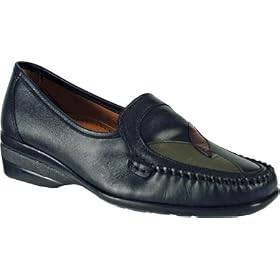 Click here to buy Spring Step Women's Talula Moccasins by Spring Step.
