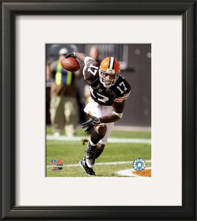 Braylon Edwards Framed Photographic Poster Print, 15x16
